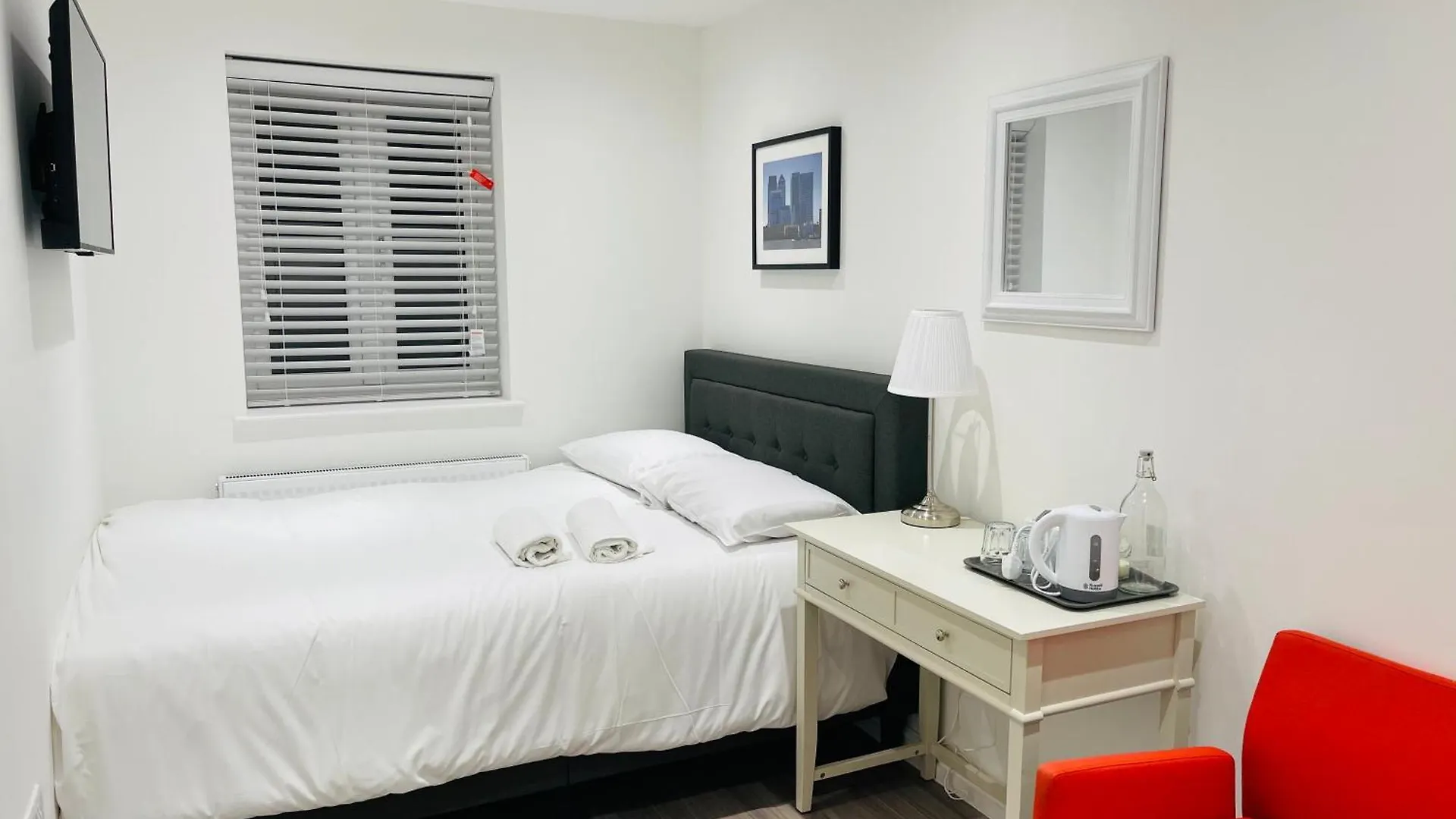 Riverside Premium Double Room E14 London