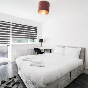 Bed & Breakfast Urban Oasis, London